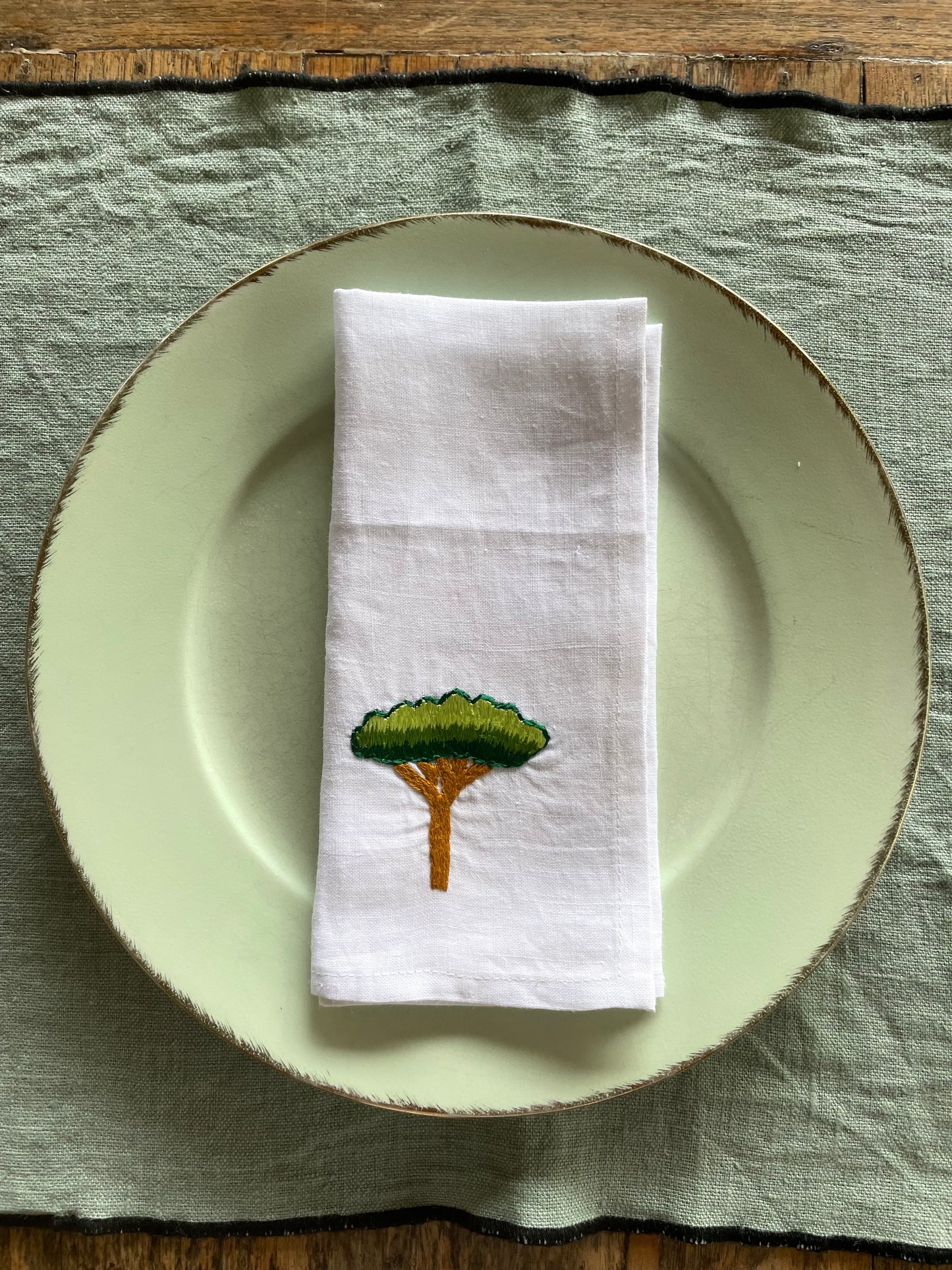 Serviette de table brodée Pin Parasol